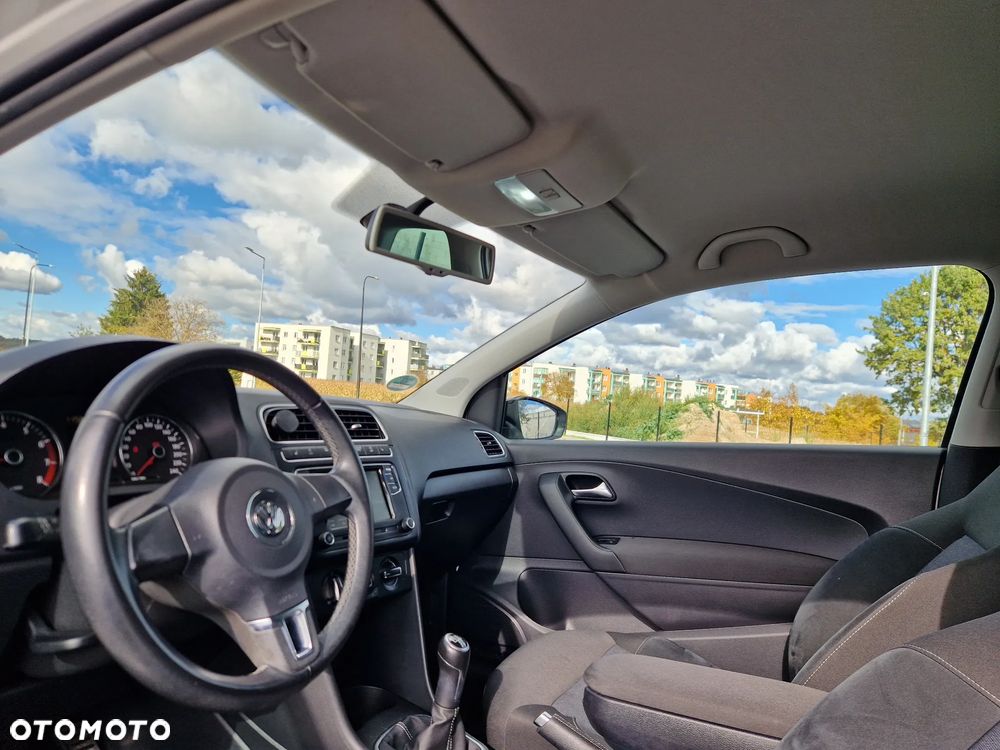 Volkswagen Polo 1.2 12V Highline - 22