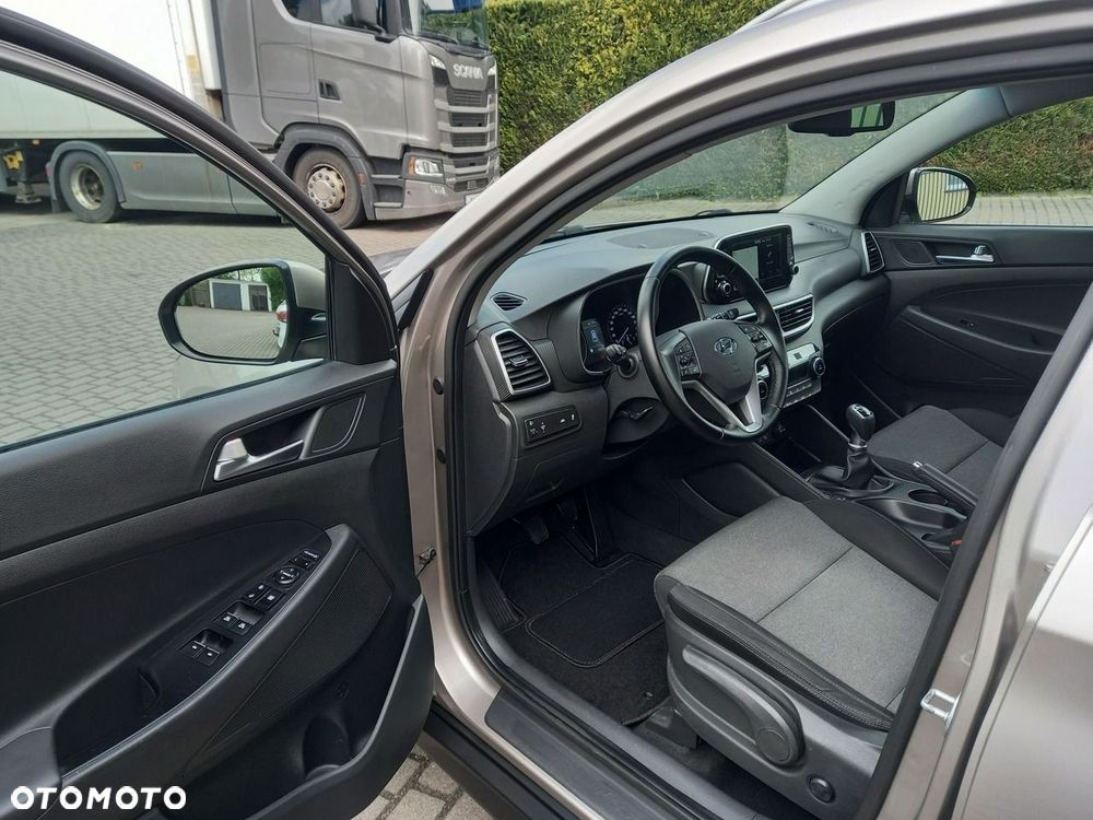 Hyundai Tucson blue 1.6 CRDi 2WD Select - 23