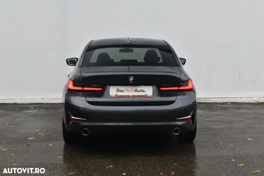 BMW Seria 3 320d xDrive AT Luxury Line - 4