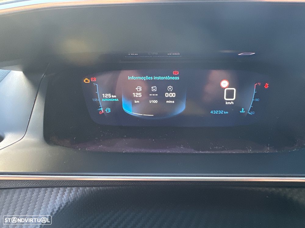 Peugeot 2008 1.2 PureTech Allure Pack - 11