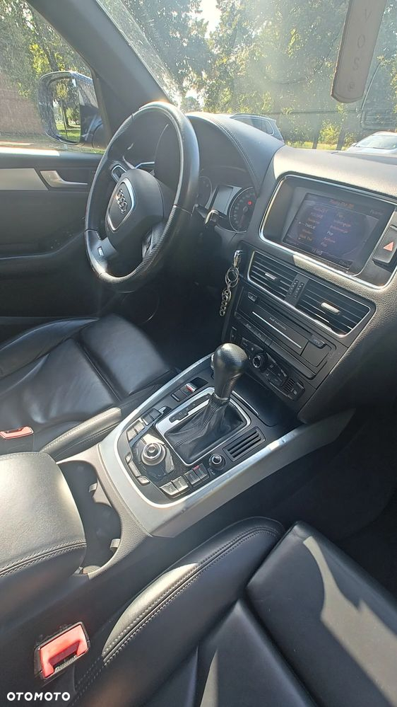 Audi Q5 3.2 FSI Quattro S tronic - 8