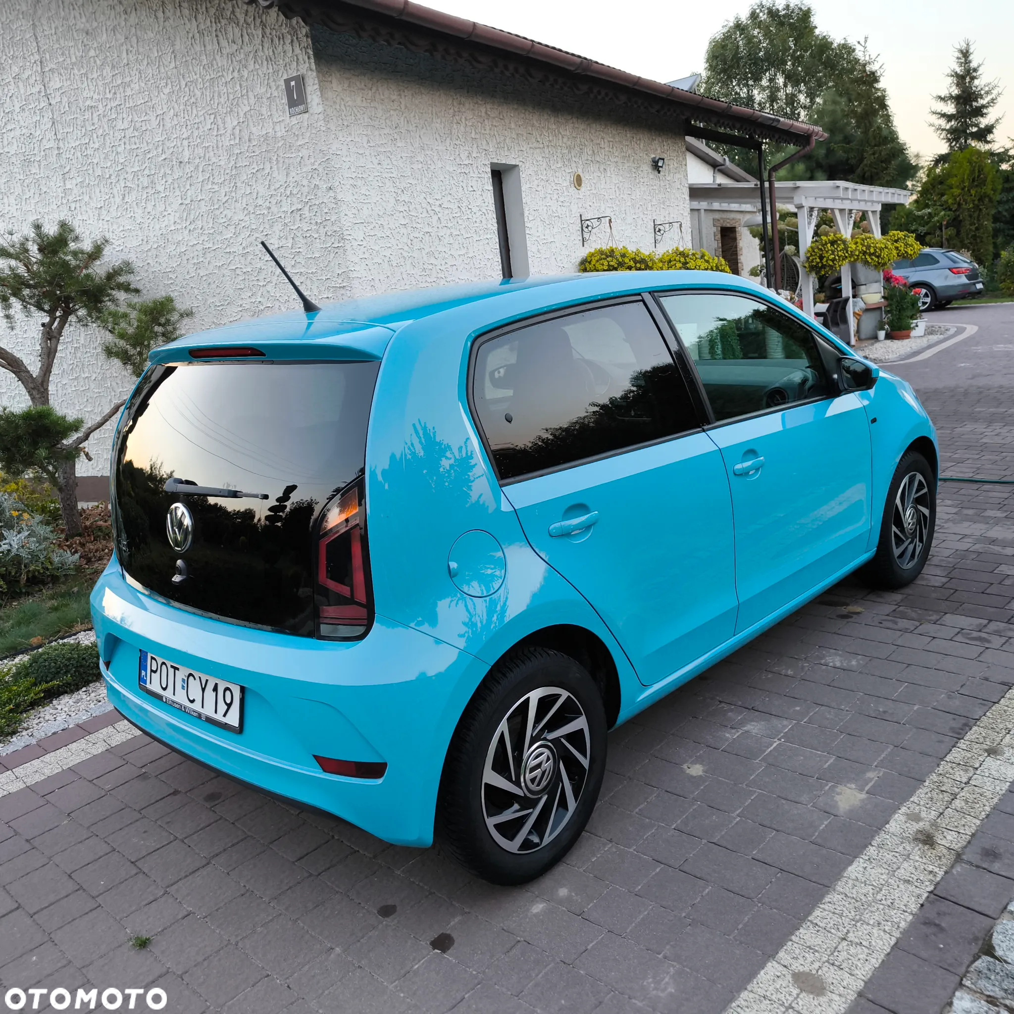 Volkswagen up! - 14