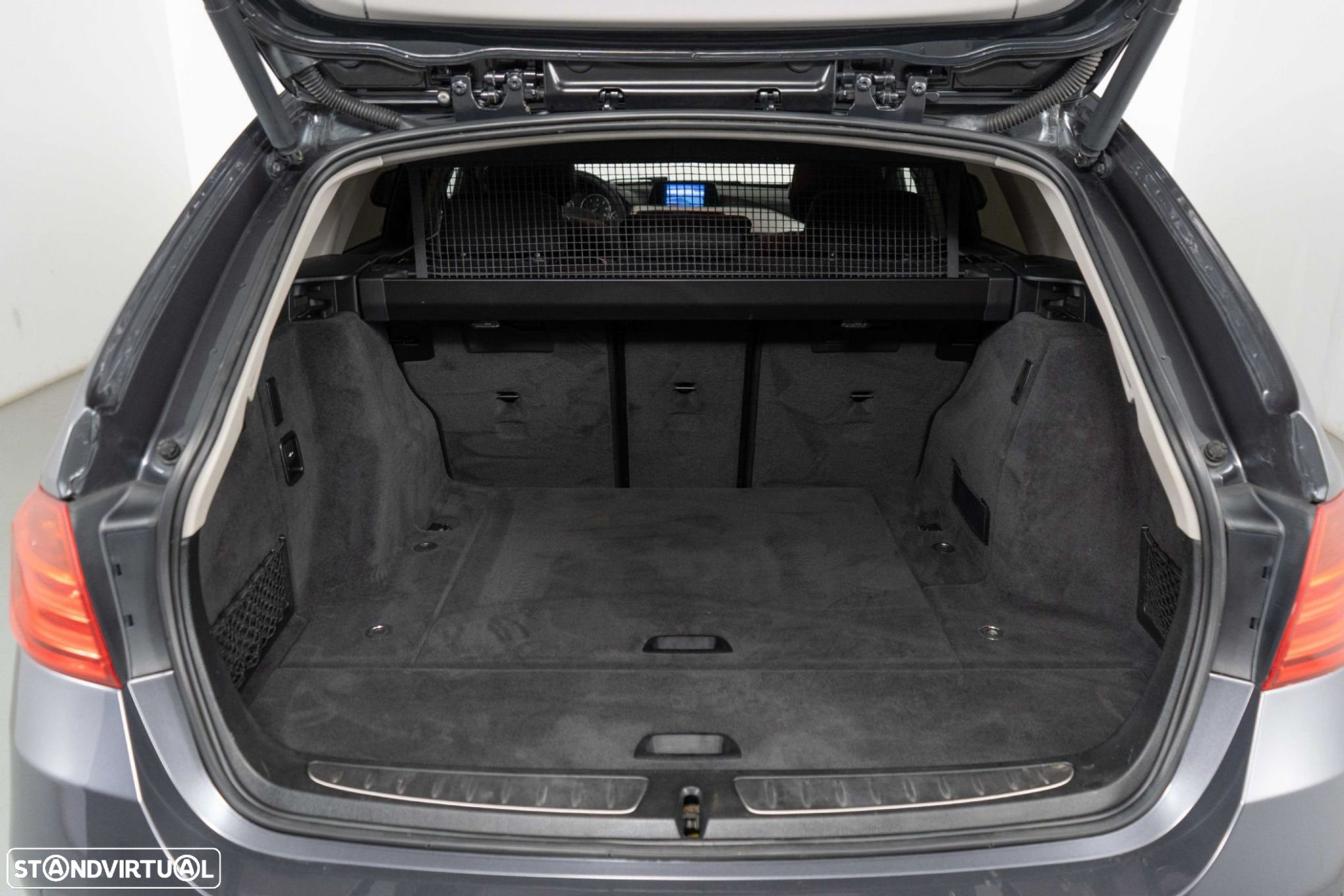 BMW 318 d Touring Line Sport - 11