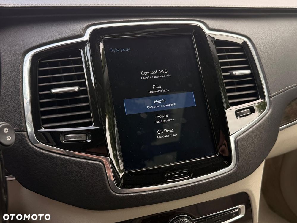 Volvo XC 90 T8 AWD Plug-In Hybrid Inscription 7os - 26
