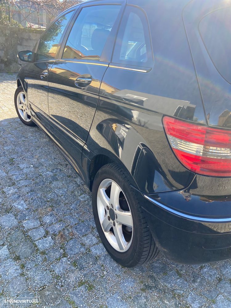 Mercedes-Benz B 150 Standard - 9