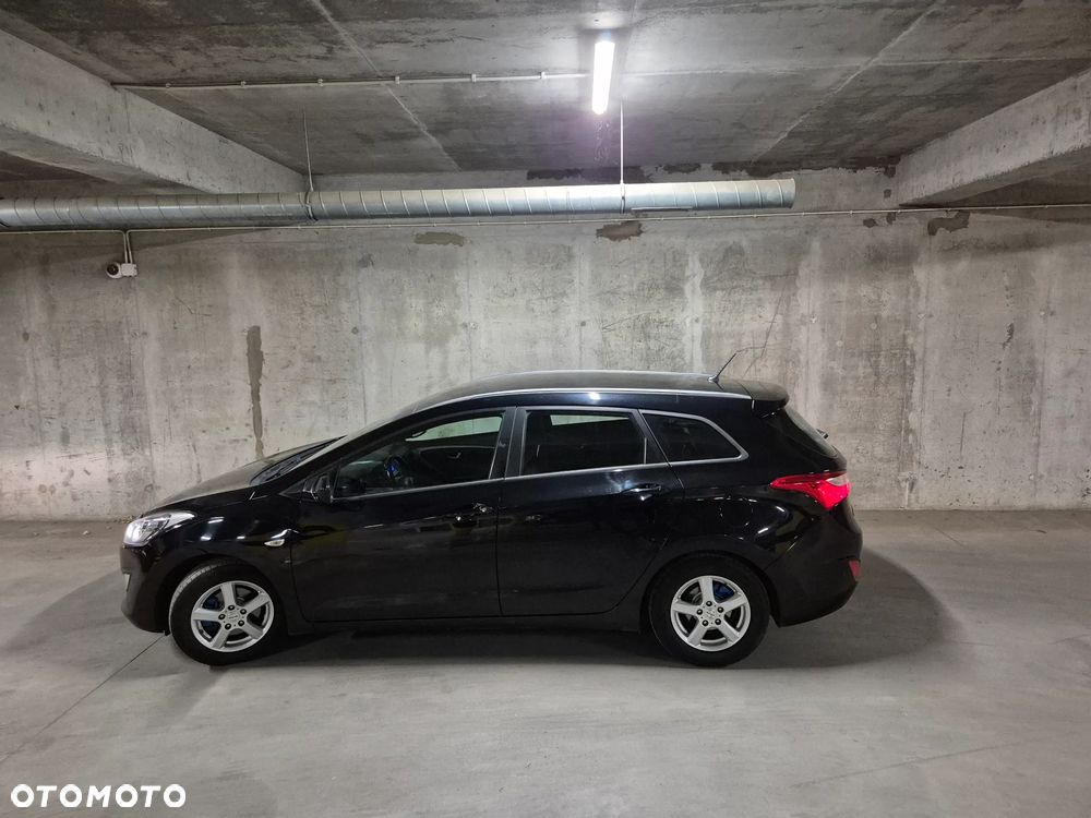 Hyundai i30 1.6 CRDi Comfort - 26
