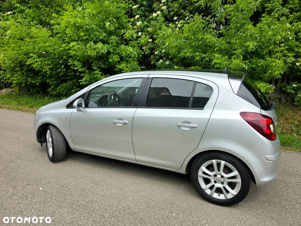 Opel Corsa 1.2 16V Sport - 13