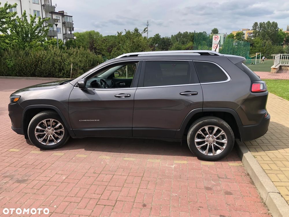Jeep Cherokee - 8