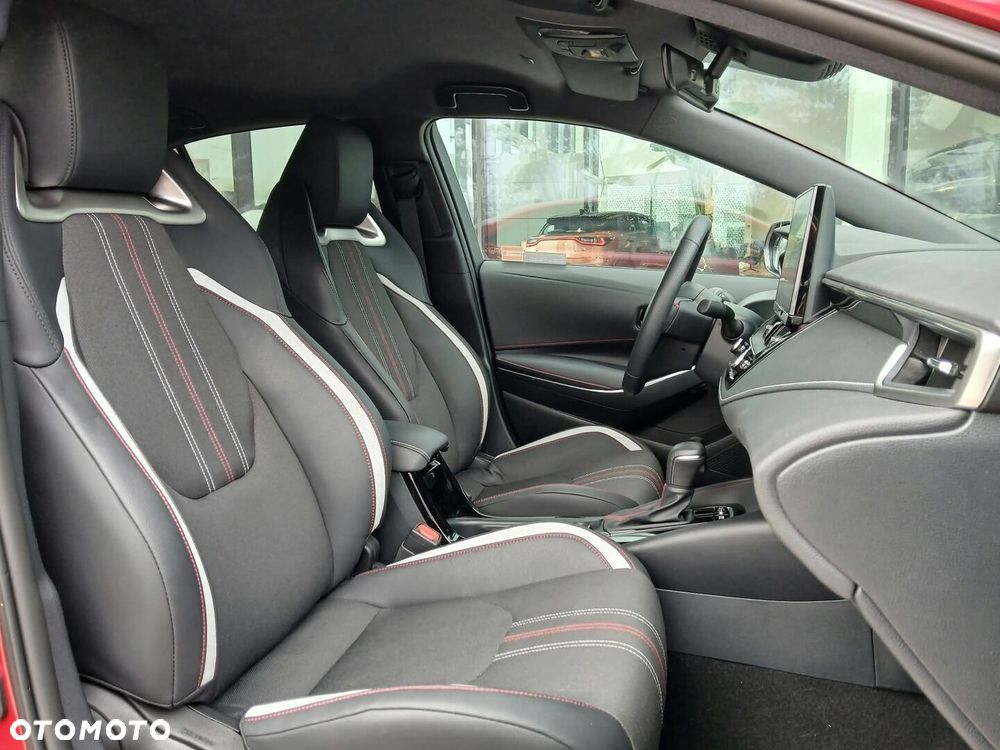 Toyota Corolla 1.8 Hybrid GR Sport - 26
