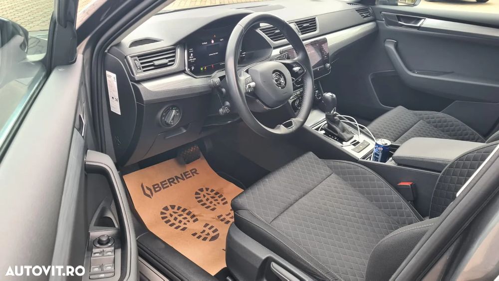 Skoda Superb Combi 2.0 TDI DSG Selection - 8