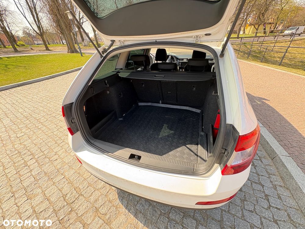 Skoda Octavia 2.0 TDI Ambition EU6 - 12