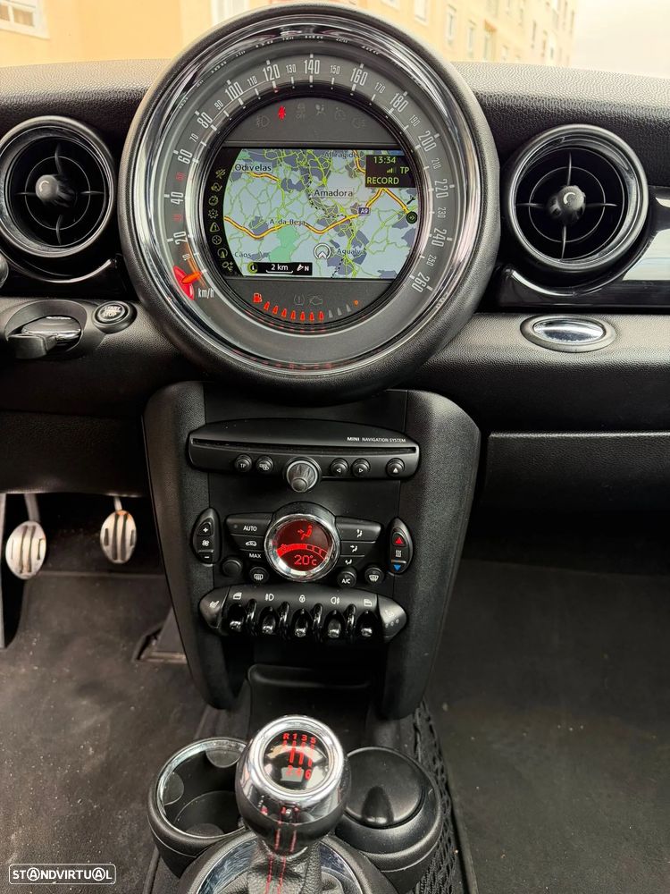 MINI 3 Portas John Cooper Works - 8