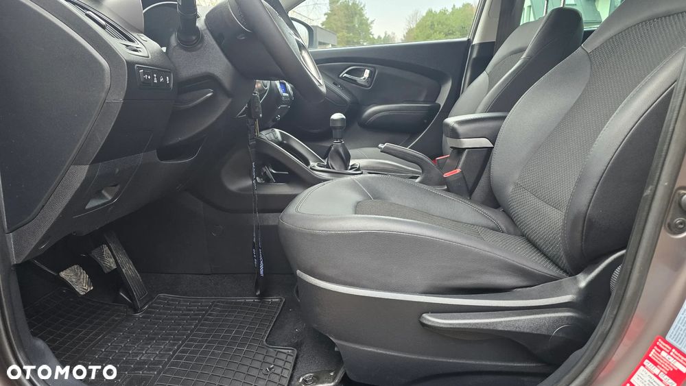 Hyundai ix35 2.0 4WD Premium - 10