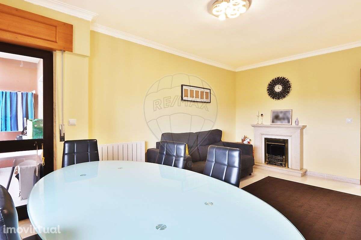 Apartamento T2 para arrendamento - Grande imagem: 2/17