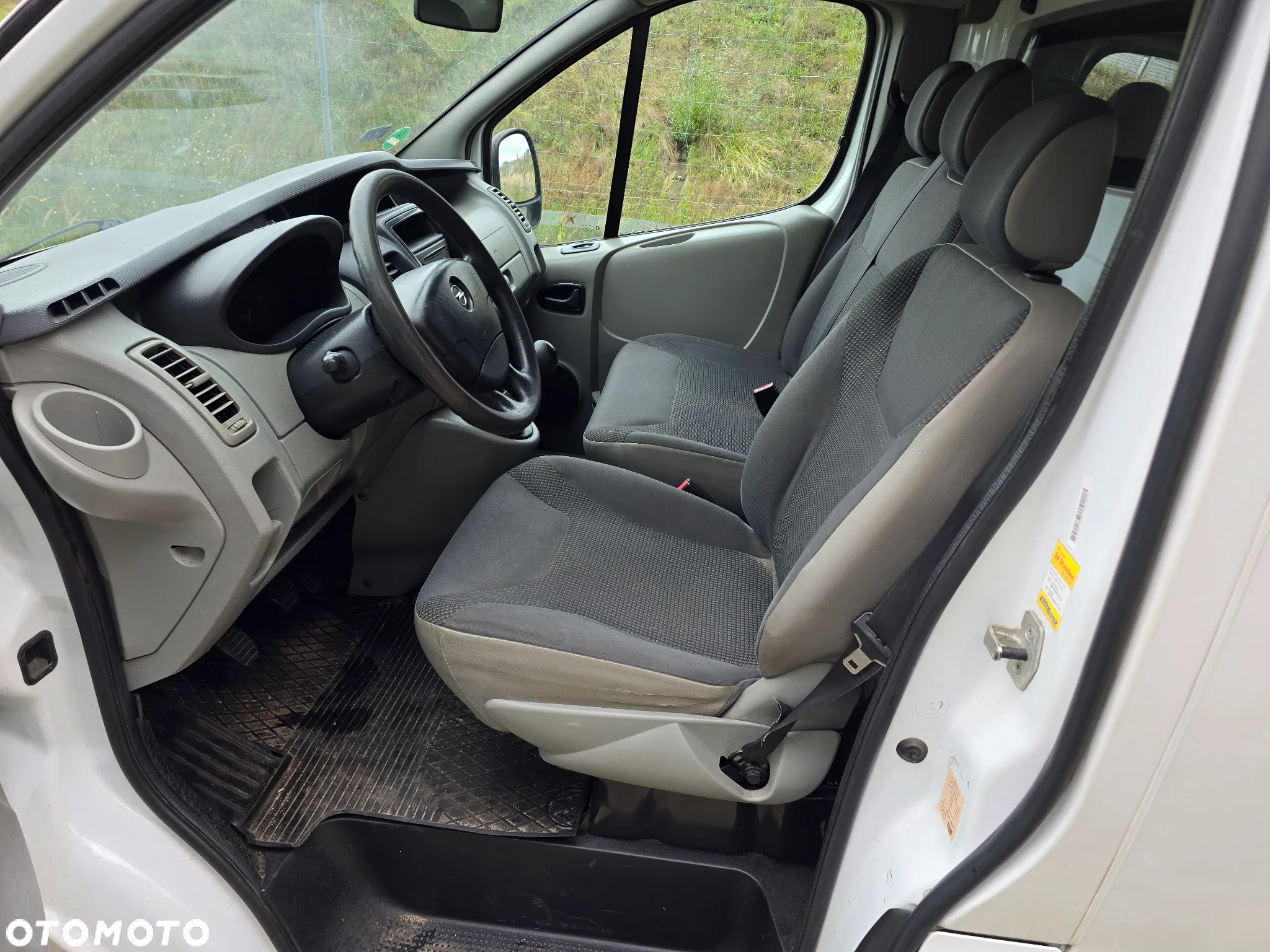 Opel VIVARO - 18