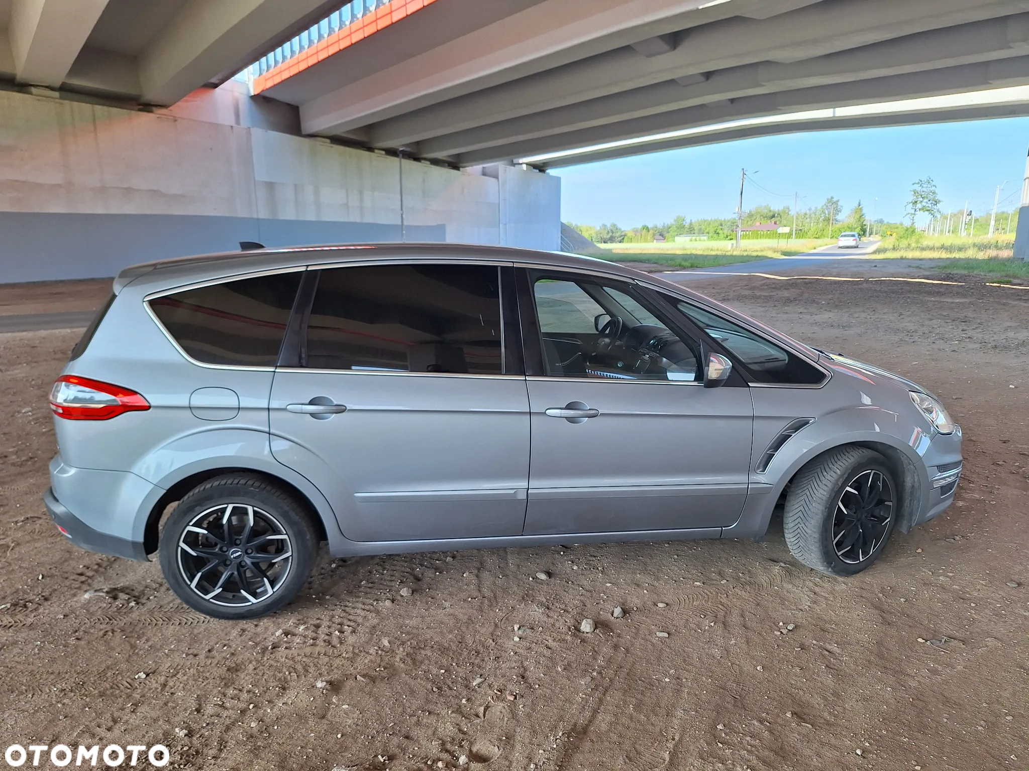 Ford S-Max - 12