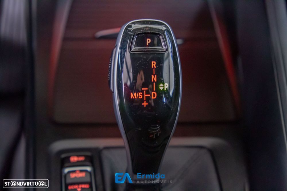 BMW X1 16 d sDrive Auto - 29