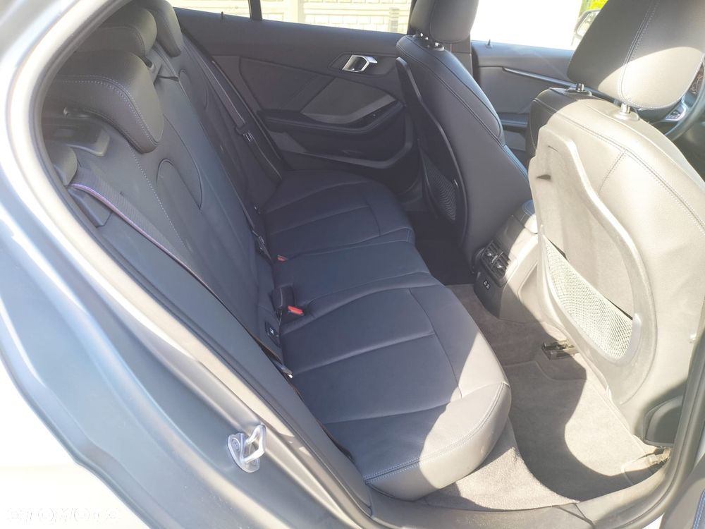 BMW Seria 1 - 8