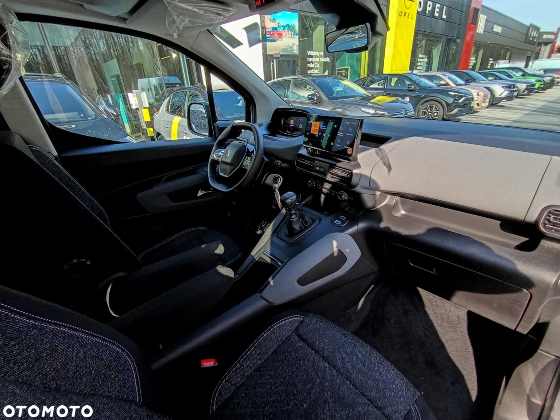 Peugeot Rifter - 25