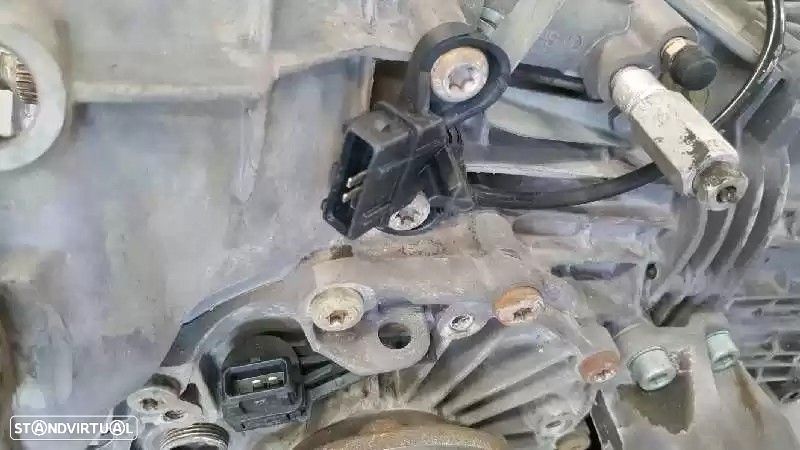 CAIXA VELOCIDADES AUDI A4 1994 -CTE - 1