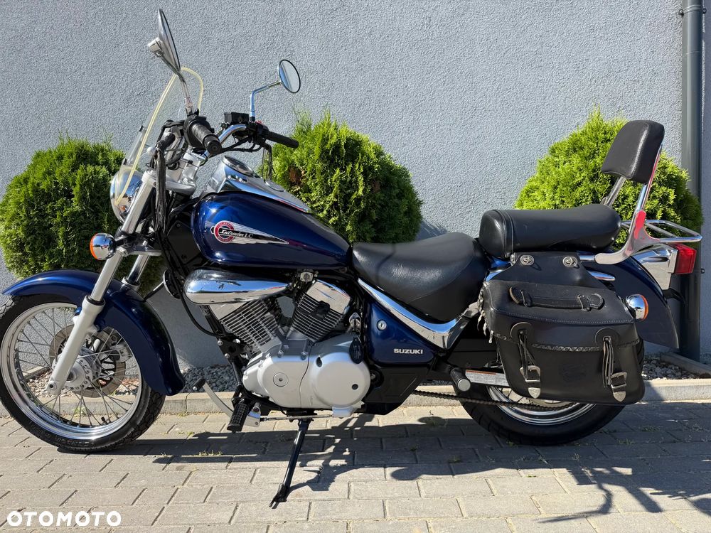 Suzuki Intruder - 6