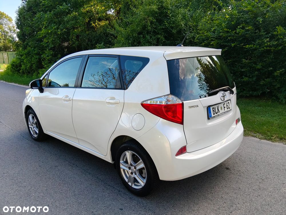 Toyota Verso S 1.33 VVT-i - 4