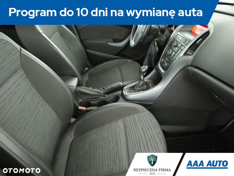 Opel Astra - 8