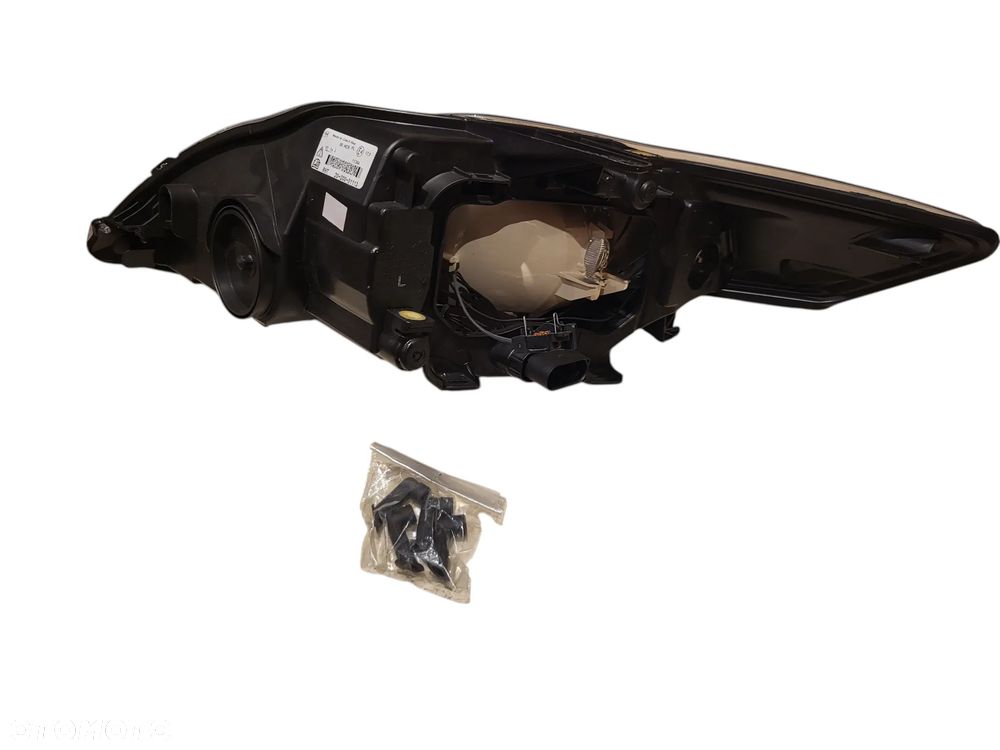 Reflektor Prawy  (H1/H7/PY21W, elektryczny, z silnikiem , kolor kierunkowskazu: biały FORD MONDEO IV 07.10-01.15 VISTEON - 6