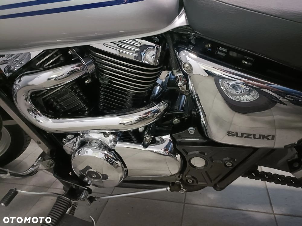Suzuki Marauder - 3