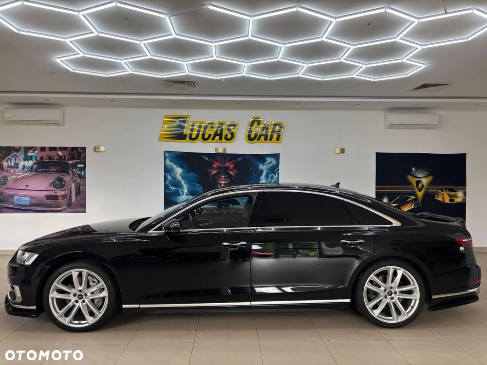 Audi A8 - 9