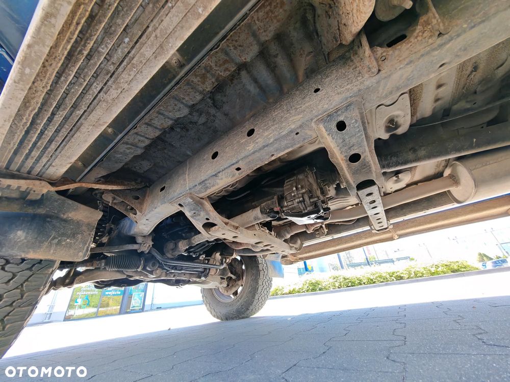 Toyota Land Cruiser - 13