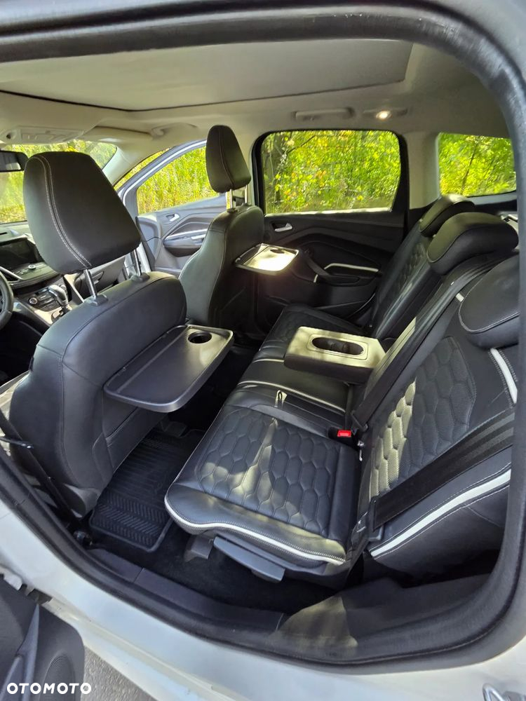 Ford Kuga Vignale 2.0 TDCi AWD - 11
