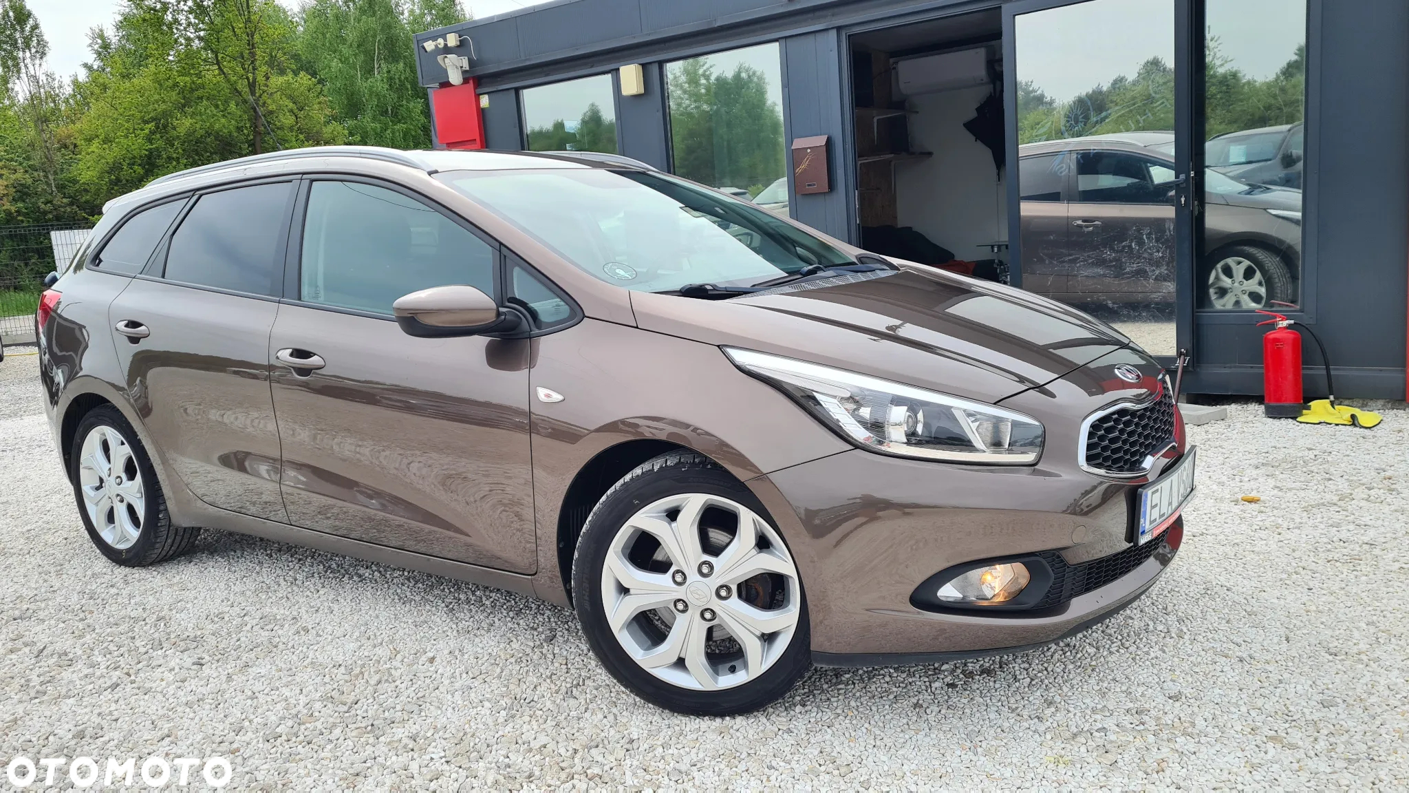 Kia Ceed - 12