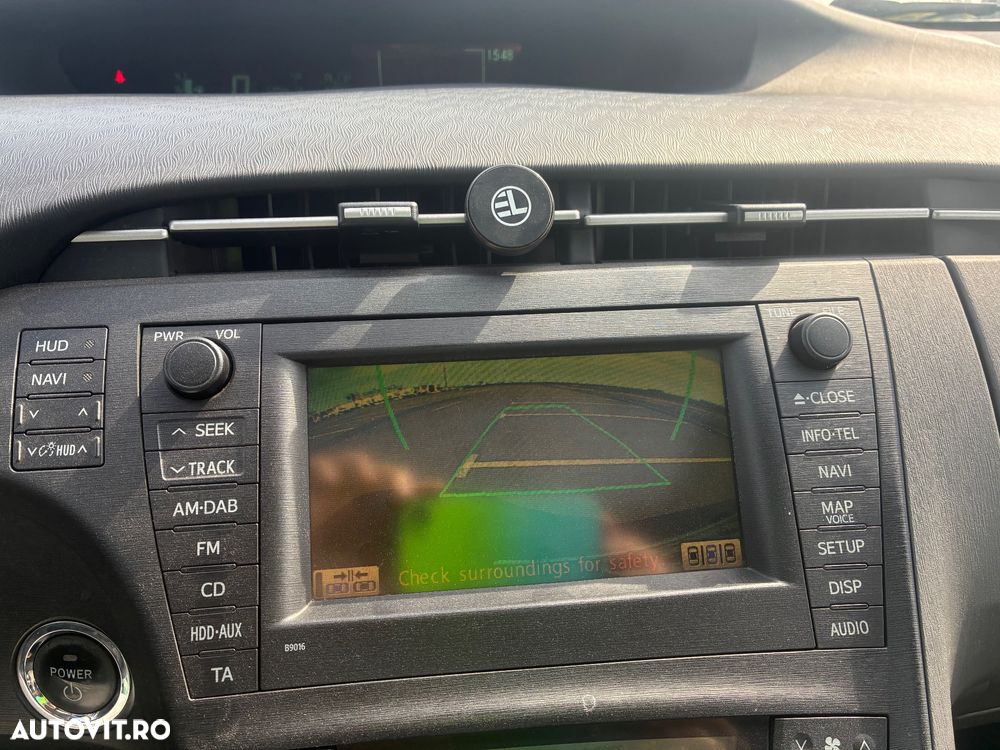 Toyota Prius (Hybrid) Sol Plus - 13
