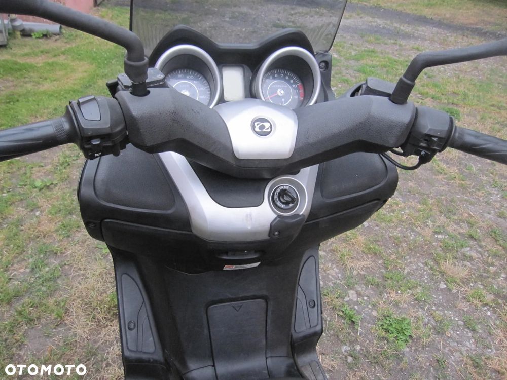 Yamaha X-max - 11
