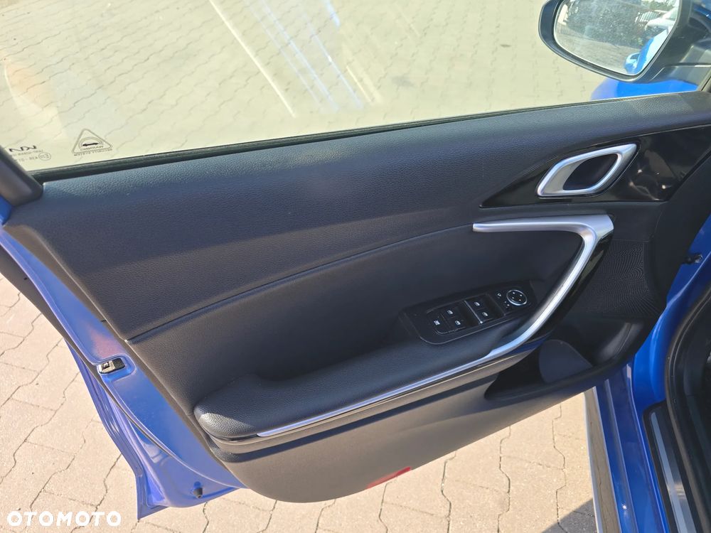 Kia ProCeed 1.5 T-GDI OPF GT LINE - 21