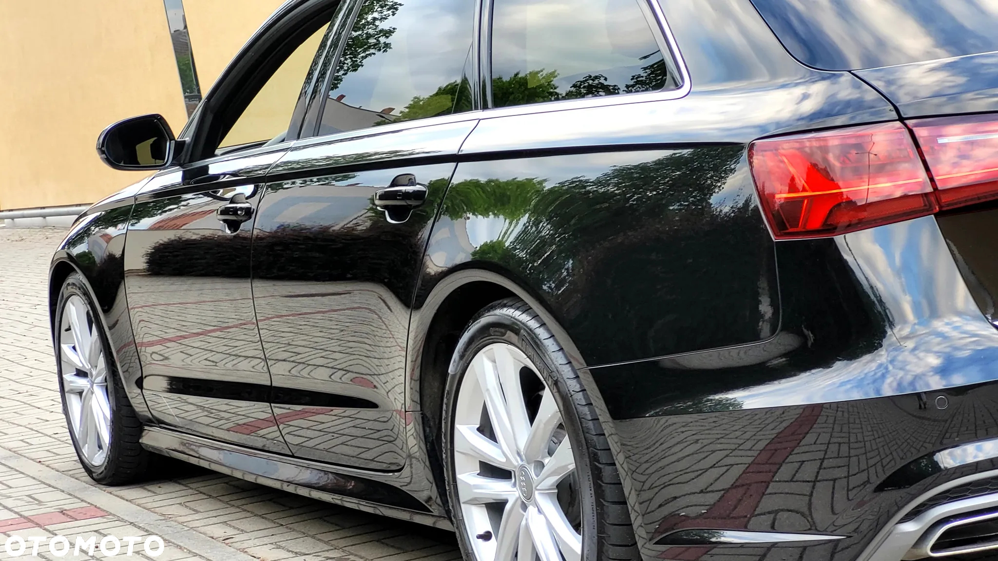 Audi A6 Avant 3.0 TDI quattro S tronic - 10