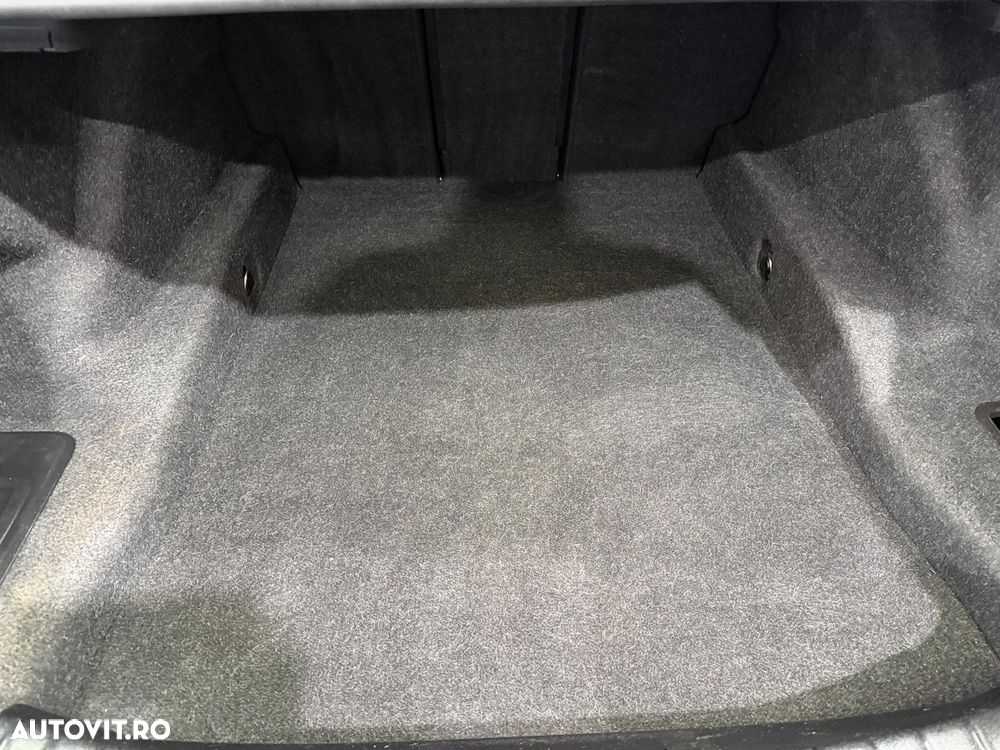 BMW Seria 5 520d Aut. - 22