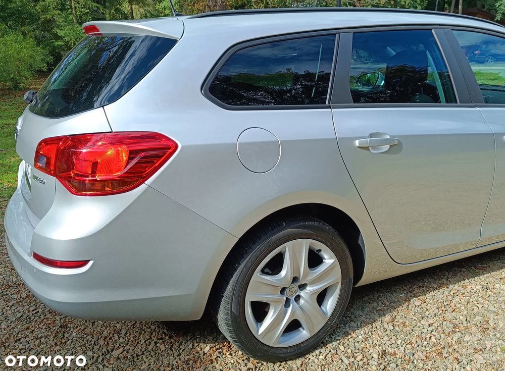 Opel Astra - 12