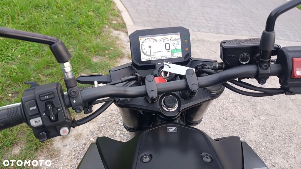 Honda Hornet - 7