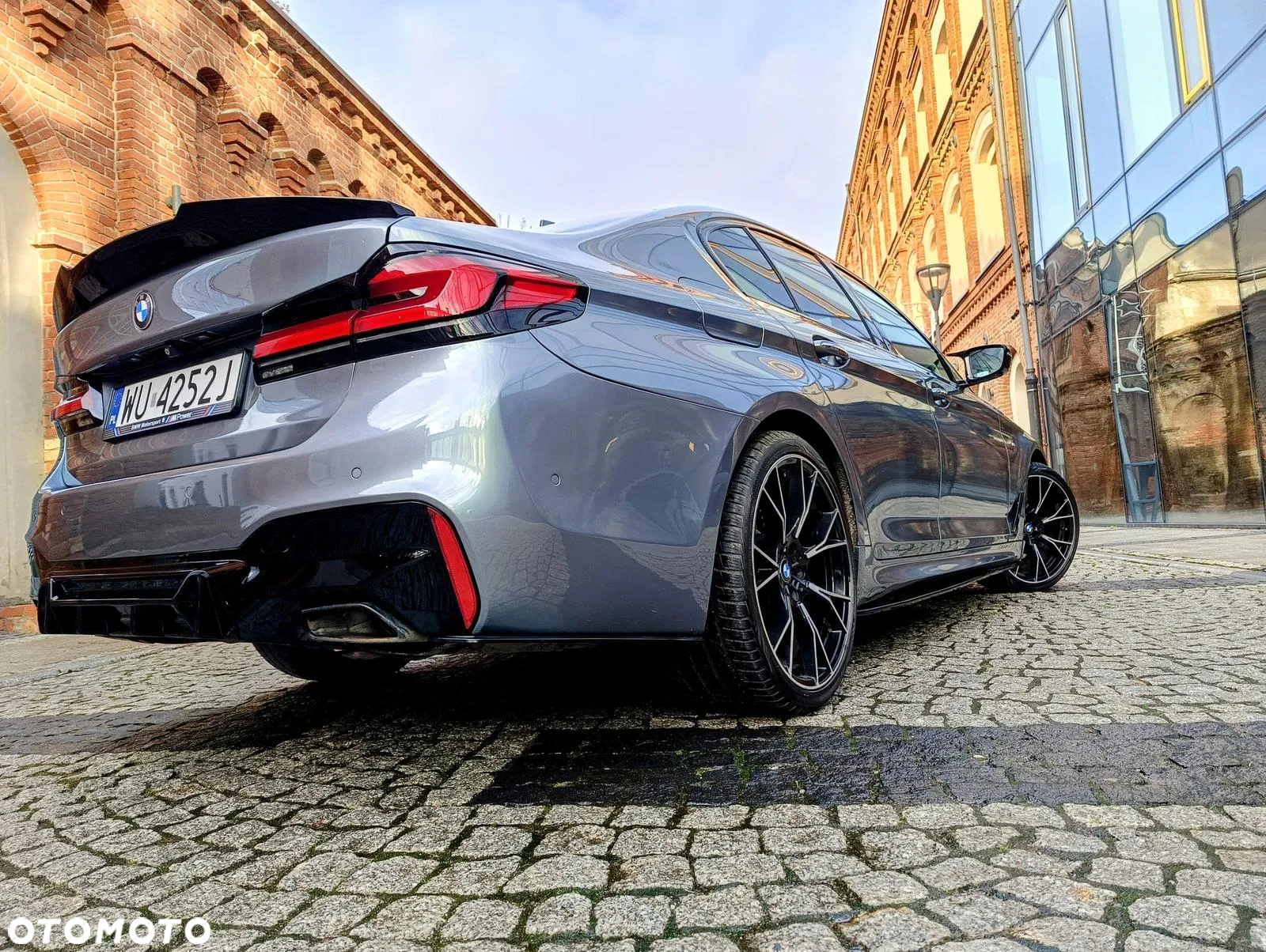 BMW Seria 5 530d xDrive M Sport sport - 24