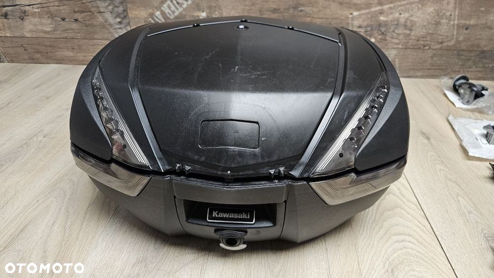Oryginalny Kufer Centralny Kawasaki 47L Givi V47 - 2