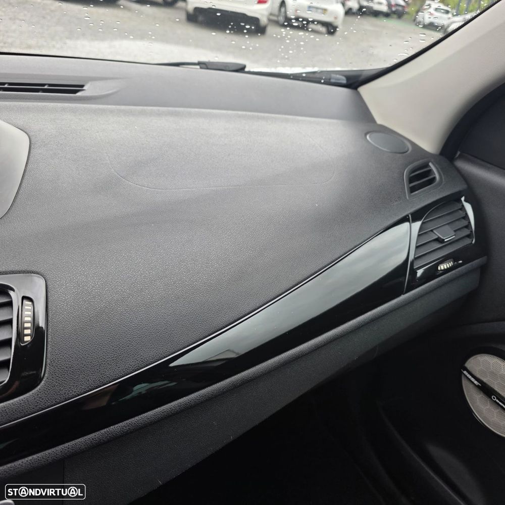 Renault Mégane 1.5 dCi Bose Edition SS - 27