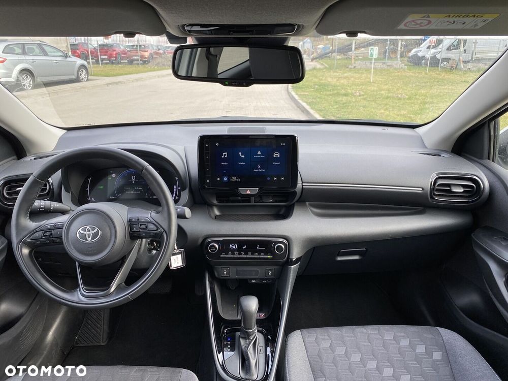 Toyota Yaris - 11