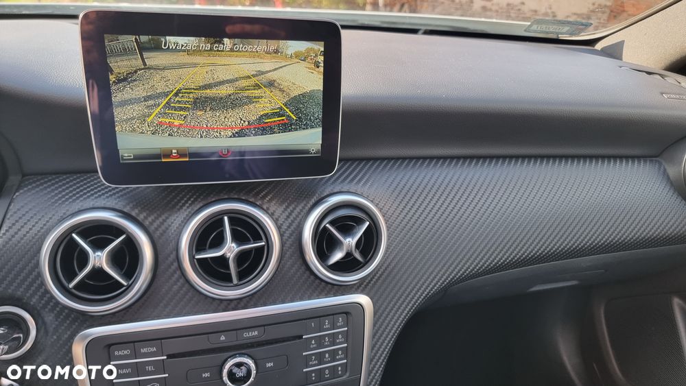 Mercedes-Benz Klasa A 180 7G-DCT AMG Line - 18