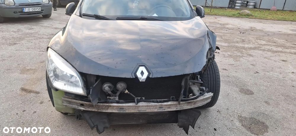 Renault MEGANE III 1,9DCI 130KM chłodnica wody - 1