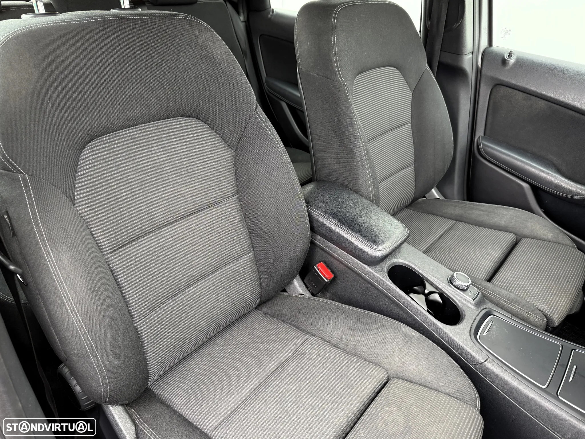 Mercedes-Benz B 200 d Style Aut. - 30