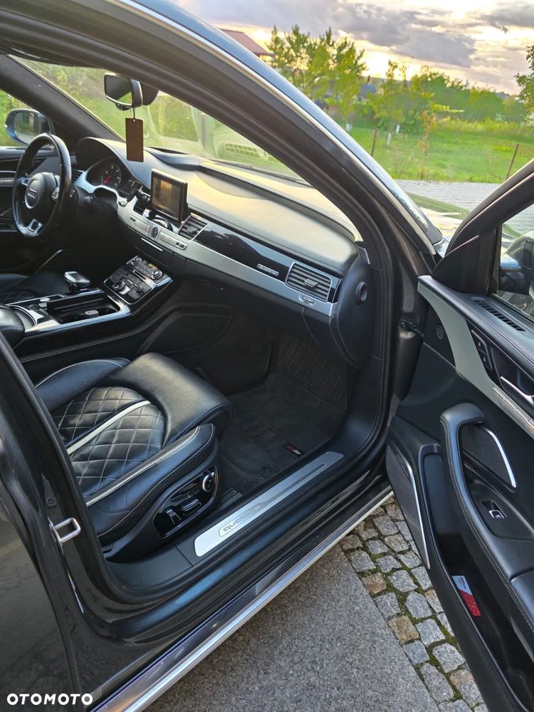 Audi A8 - 17