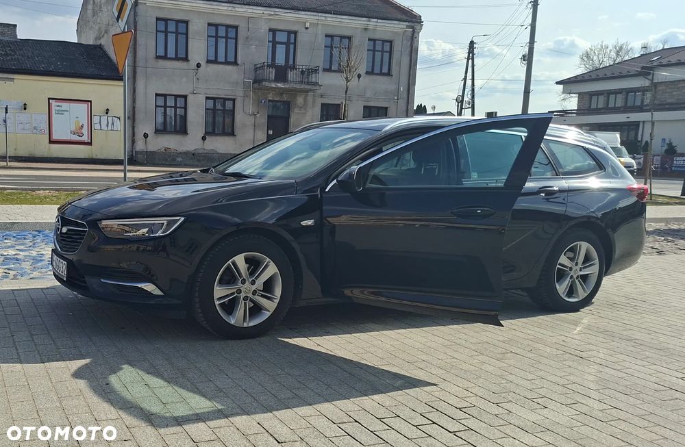 Opel Insignia - 10