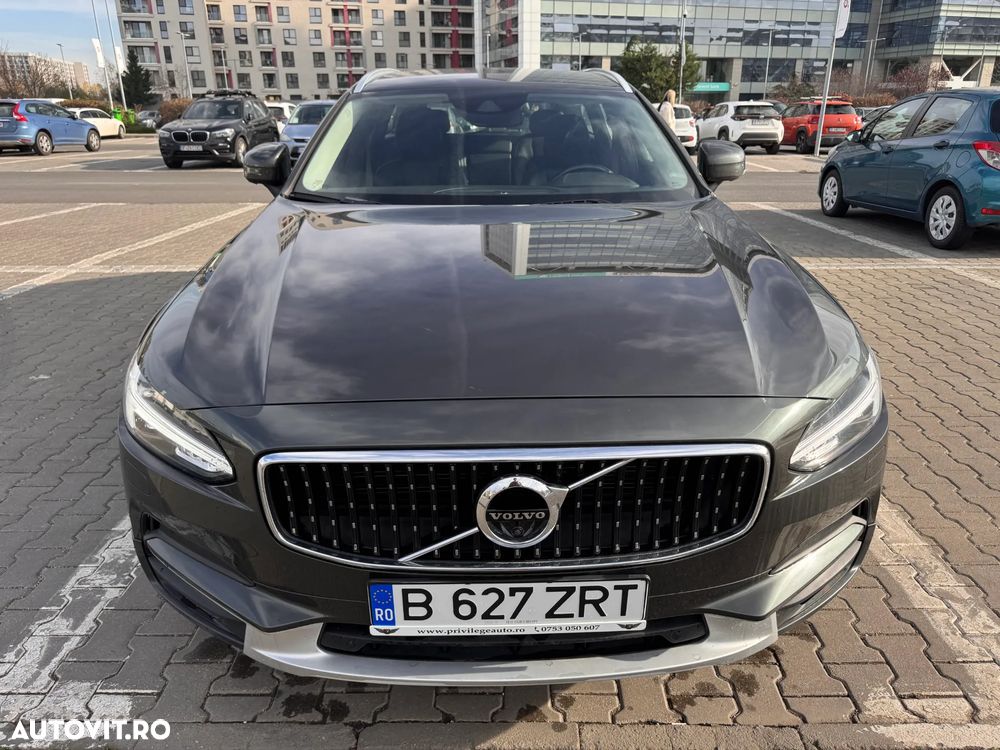 Volvo V90 Cross Country D5 AWD Geartronic - 3